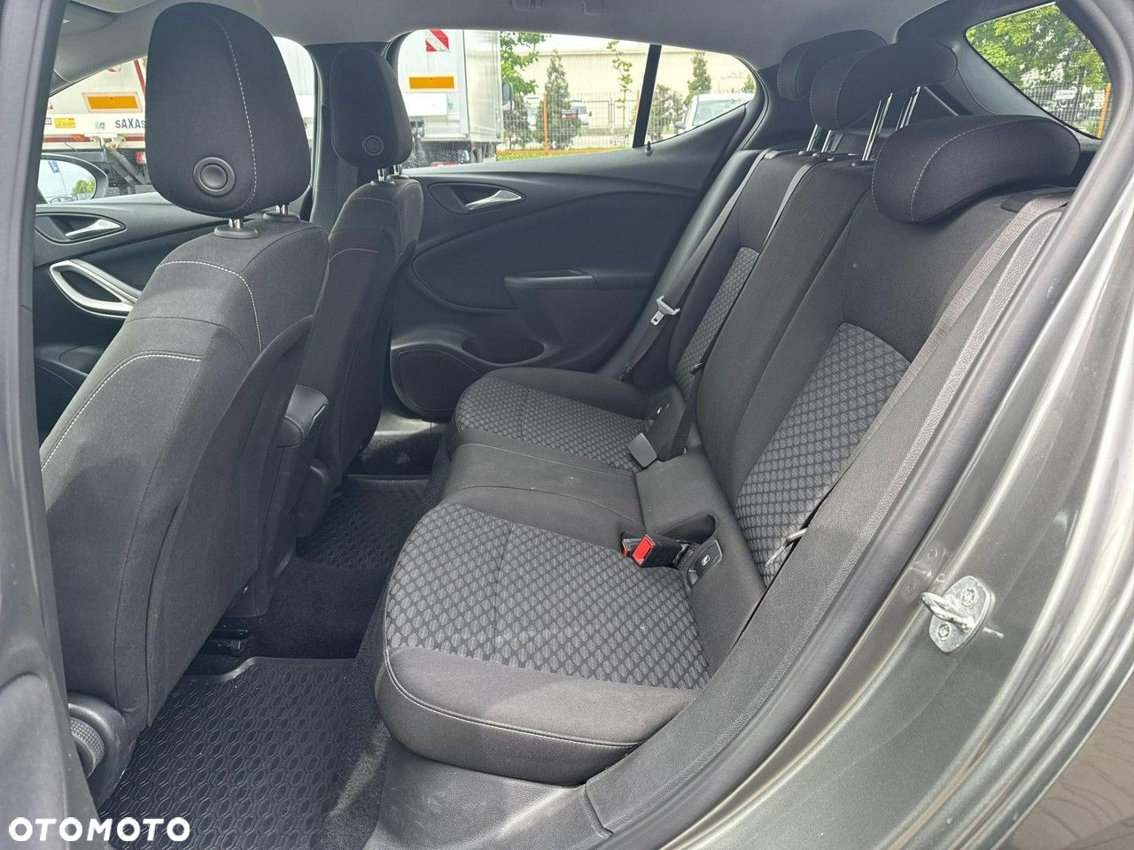 Opel Astra V 1.4 T Edition S&S - 15
