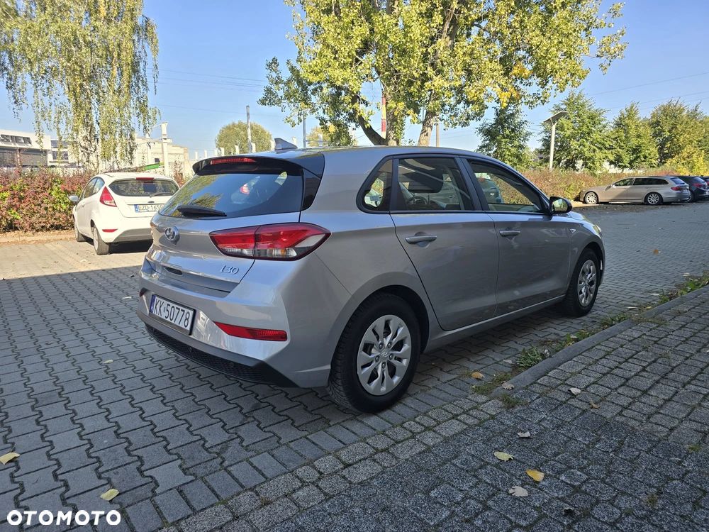 Hyundai i30 1.5 DPI Comfort - 10