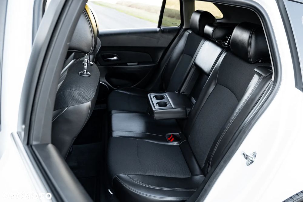 Chevrolet Cruze 1.8 LT+ - 20