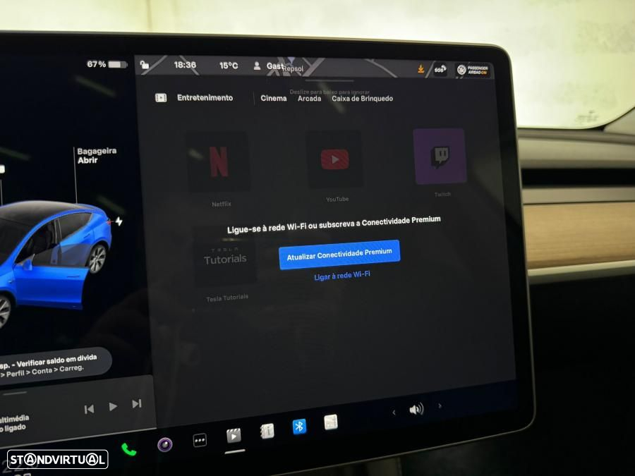 Tesla Model Y Long Range Dual Motor AWD - 32