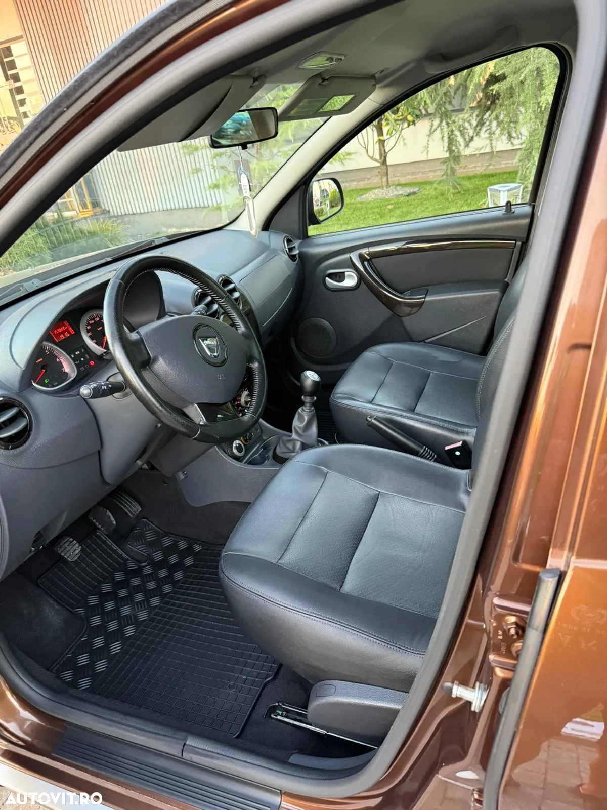 Dacia Duster 1.5 dCi 4x4 Laureate - 5