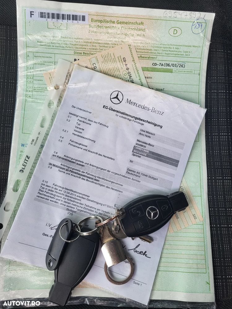 Mercedes-Benz Sprinter - 14