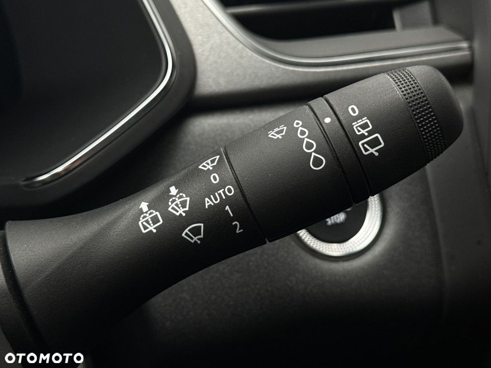 Renault Captur 1.0 TCe Techno - 32