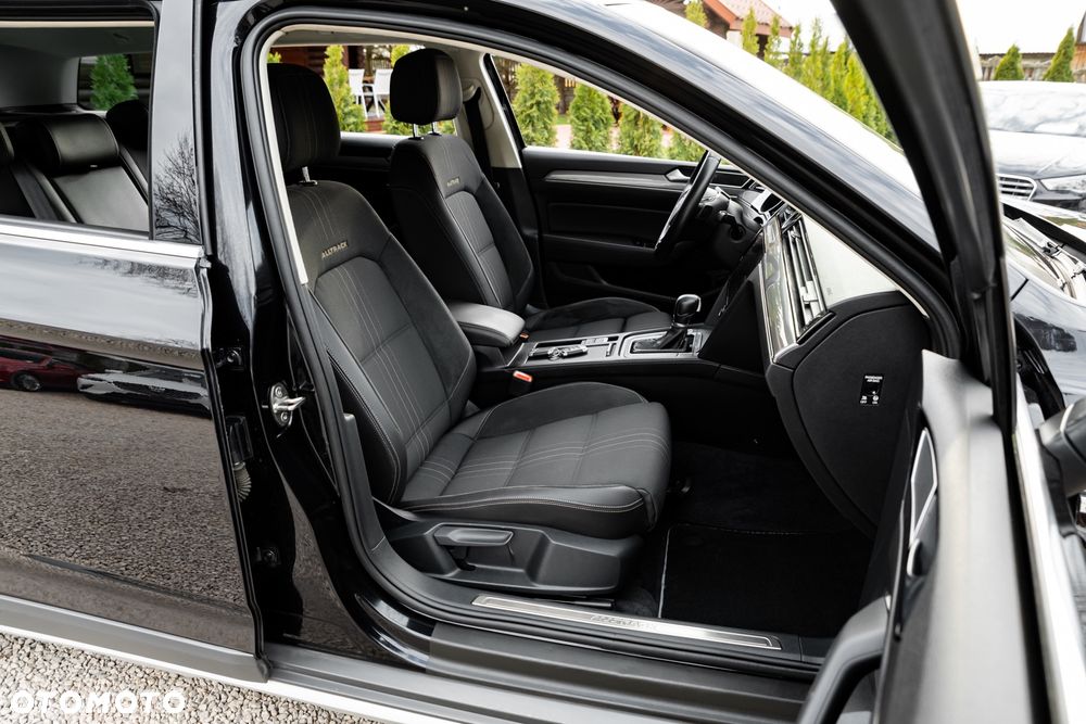 Volkswagen Passat Alltrack 2.0 TDI SCR 4Motion DSG (BMT) - 25