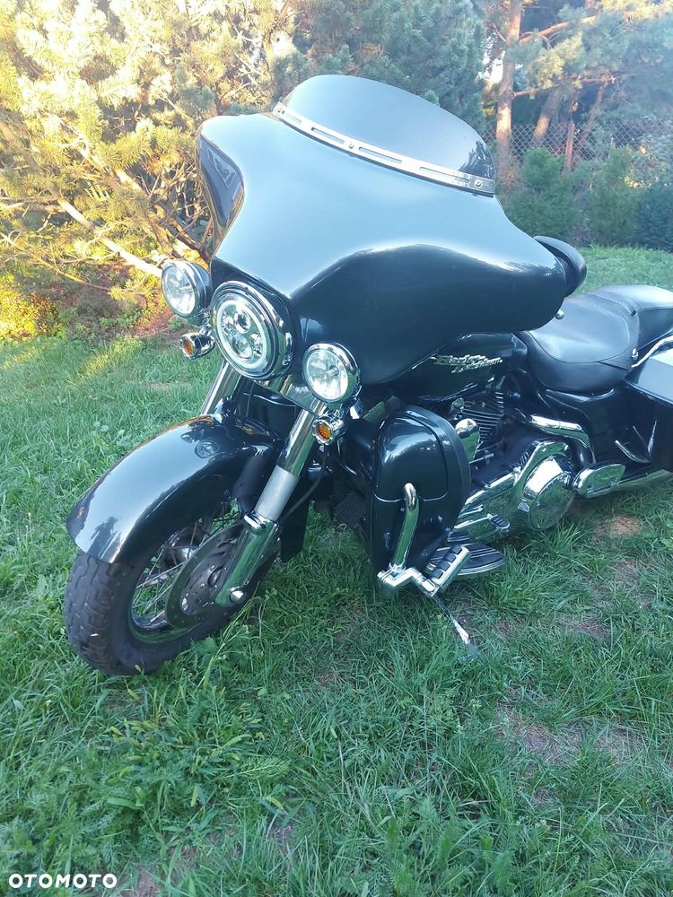 Harley-Davidson Touring Street Glide - 8