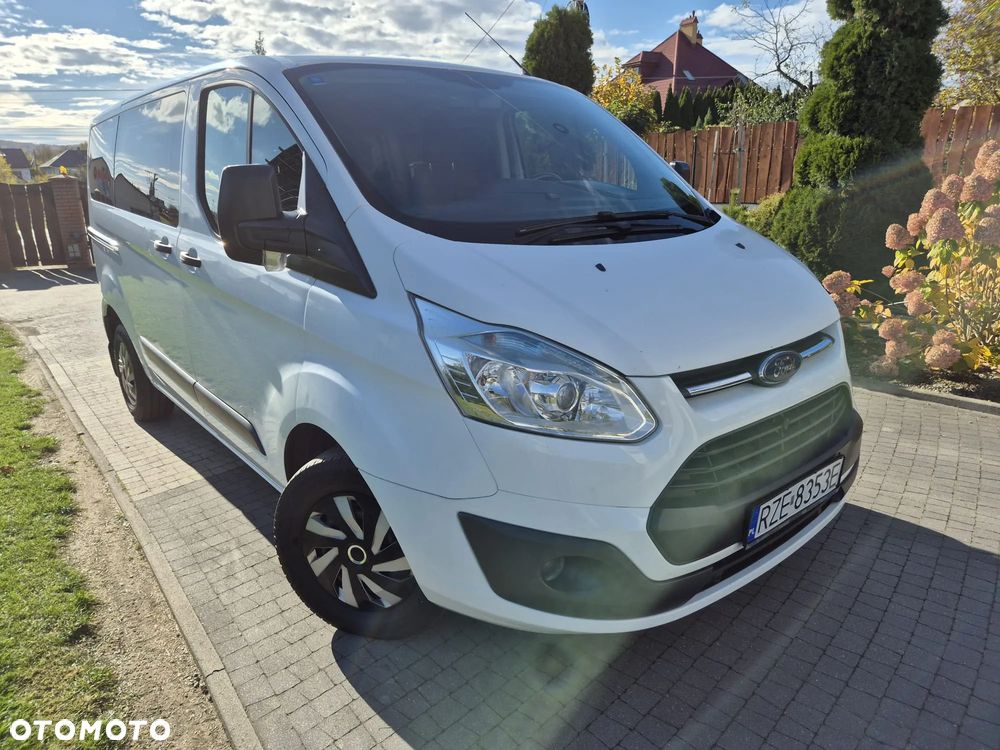 Ford Transit Custom 2015 photo 2