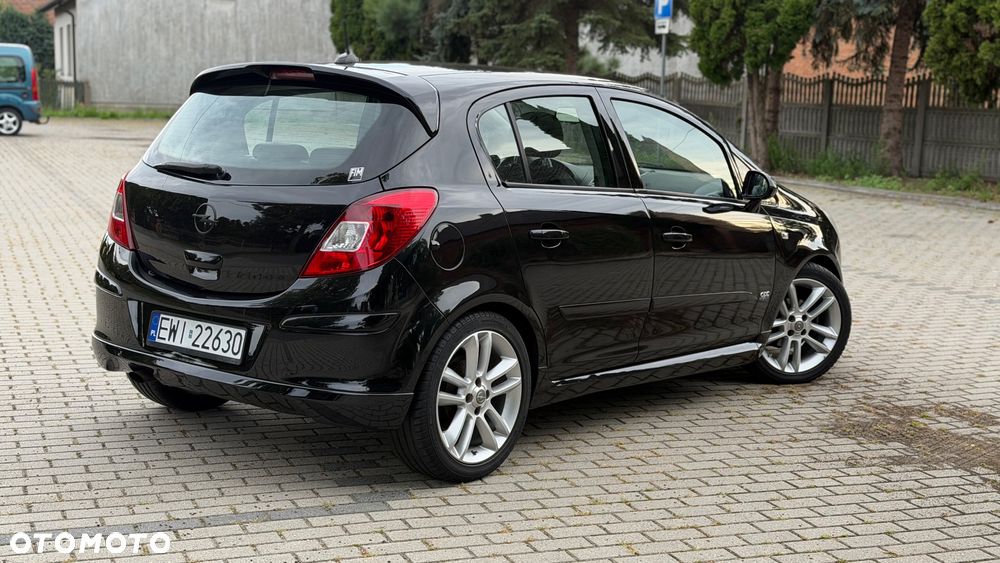 Opel Corsa 1.4 16V Cosmo - 6