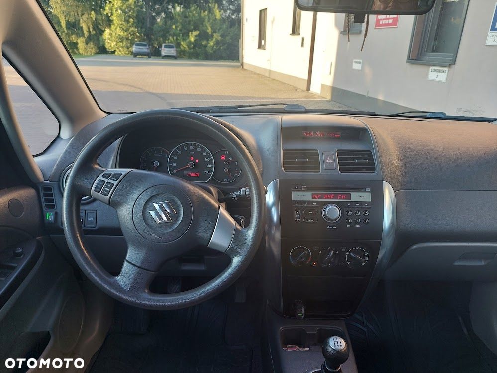 Suzuki SX4 1.5 Streetline 4x2 Classic - 16