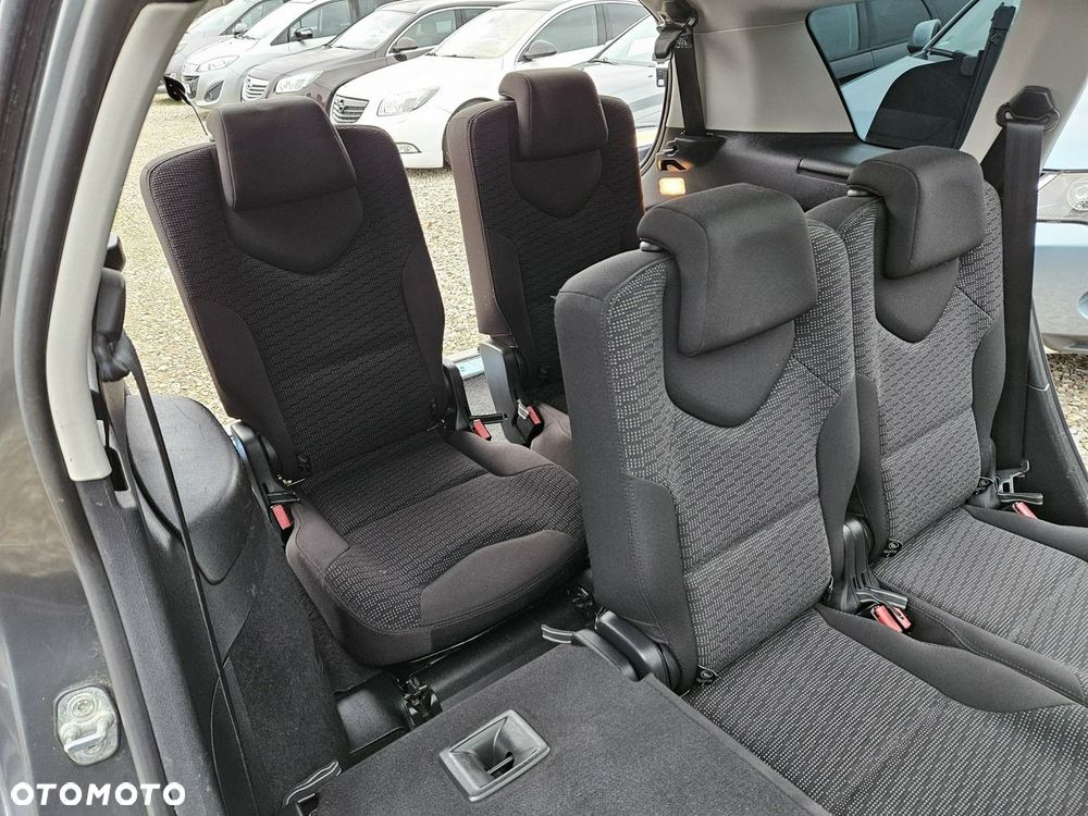Peugeot 308 - 13