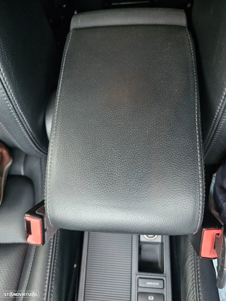 VW Sharan - 33
