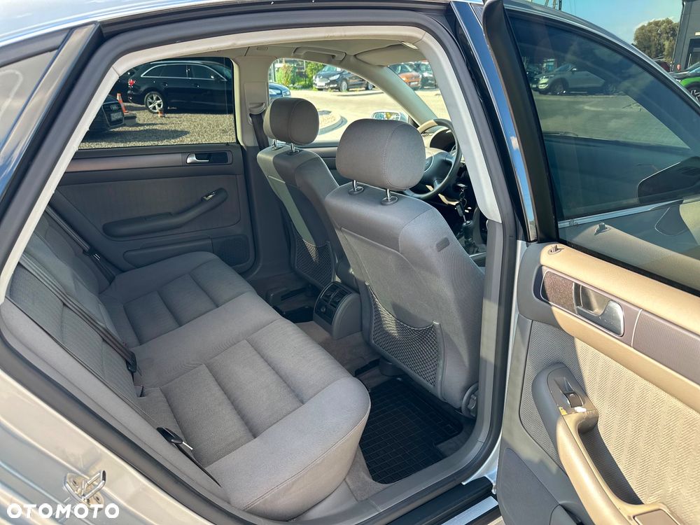 Audi A6 Limousine 1.9 TDI - 17