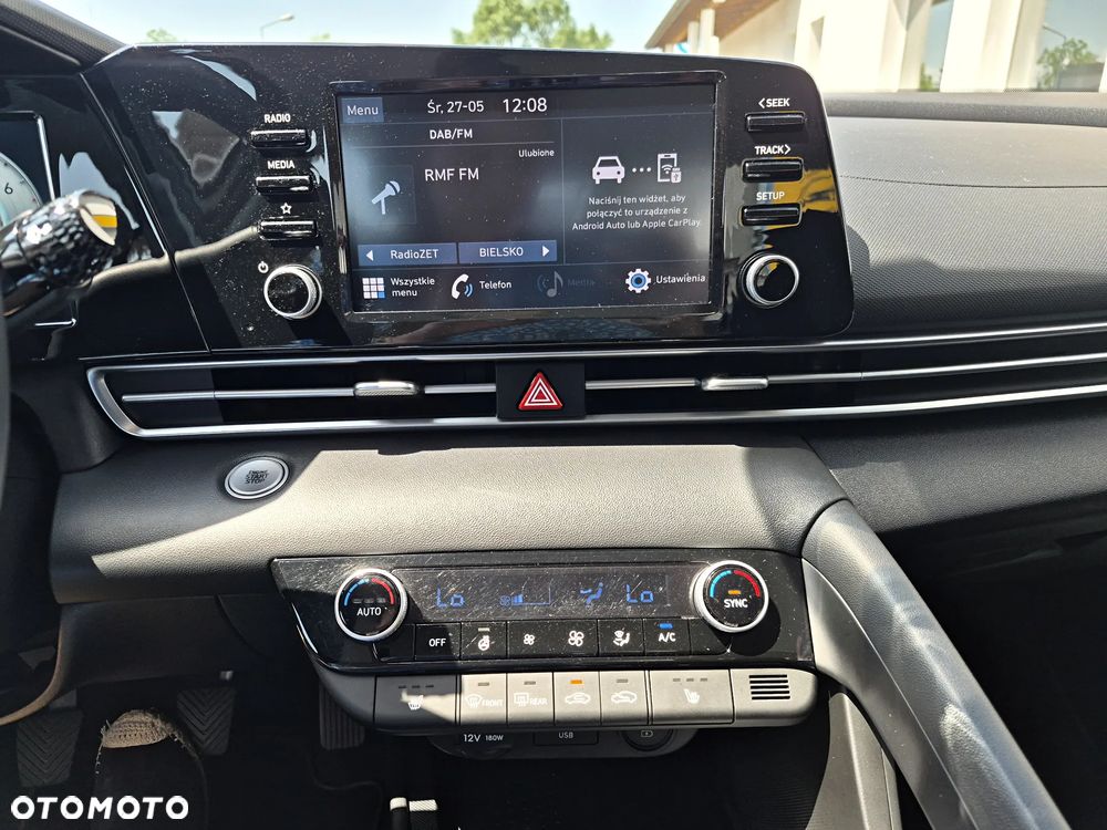 Hyundai Elantra 1.6 Smart - 12