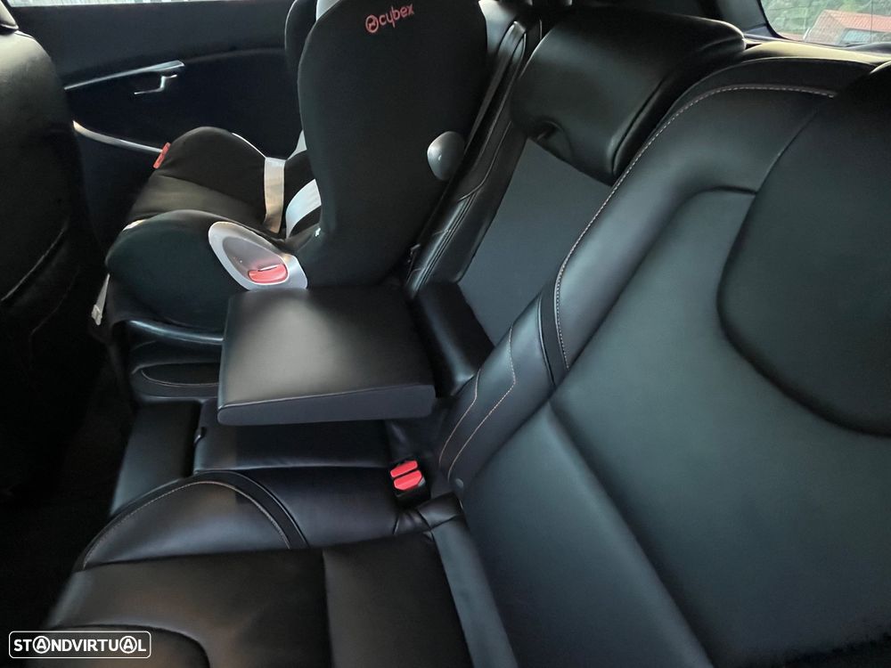 Volvo V40 2.0 D2 VOR - 17