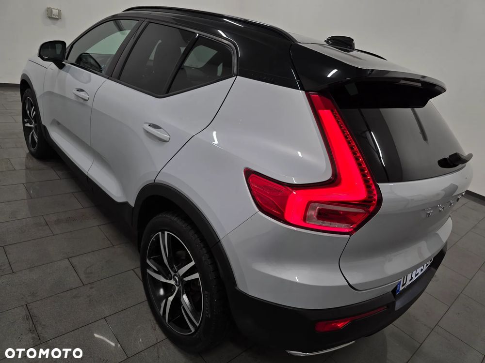Volvo XC 40 D3 SCR R-Design - 5
