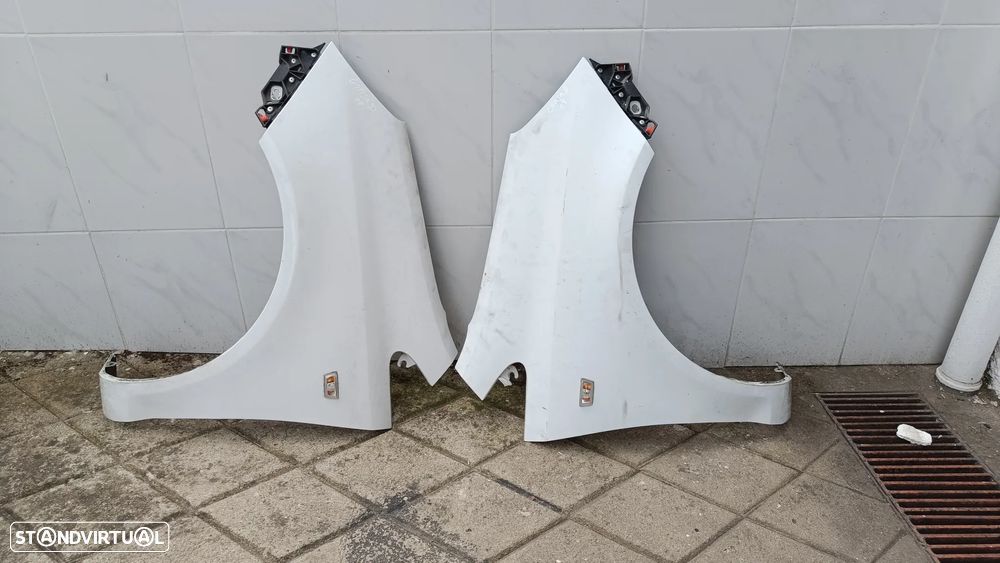 Guarda lamas Esquerdo opel corsa D 2008 - 1