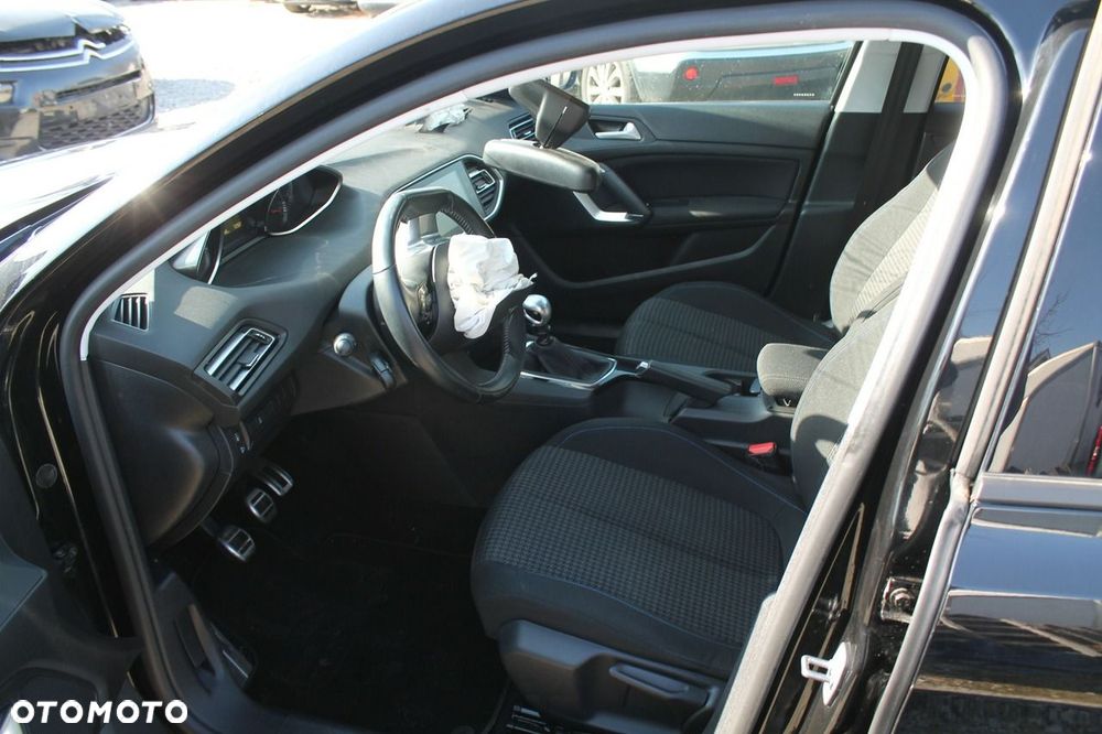 Peugeot 308 - 9