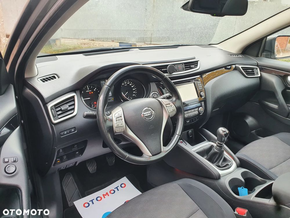 Nissan Qashqai 1.5 dCi N-Connecta - 11
