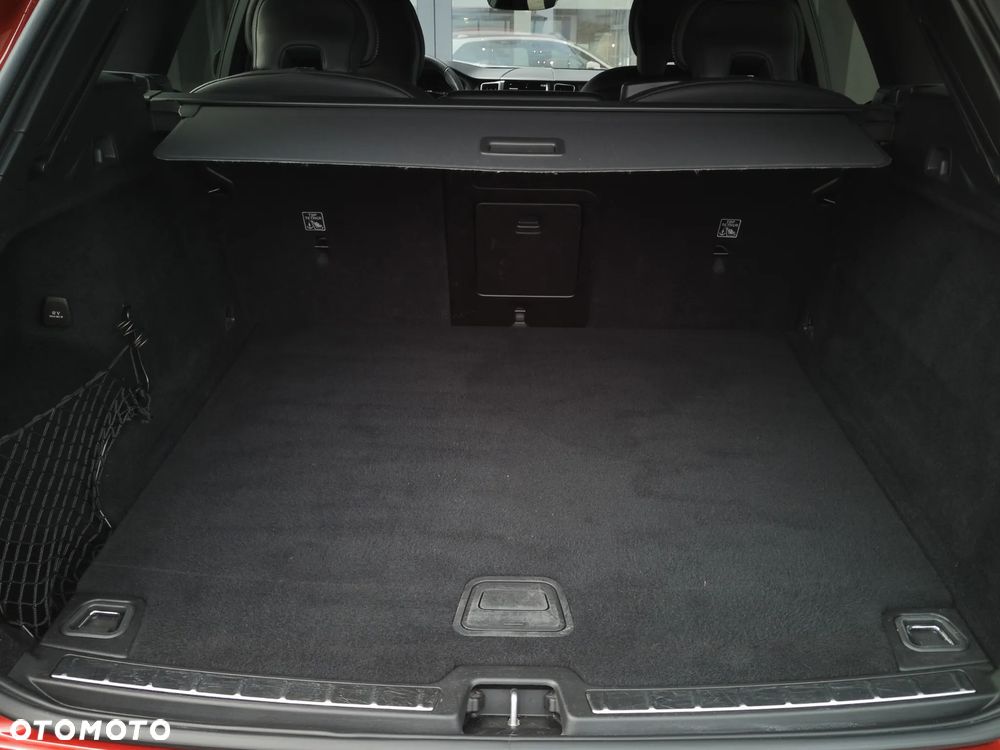 Volvo XC 60 B4 B R-Design - 16