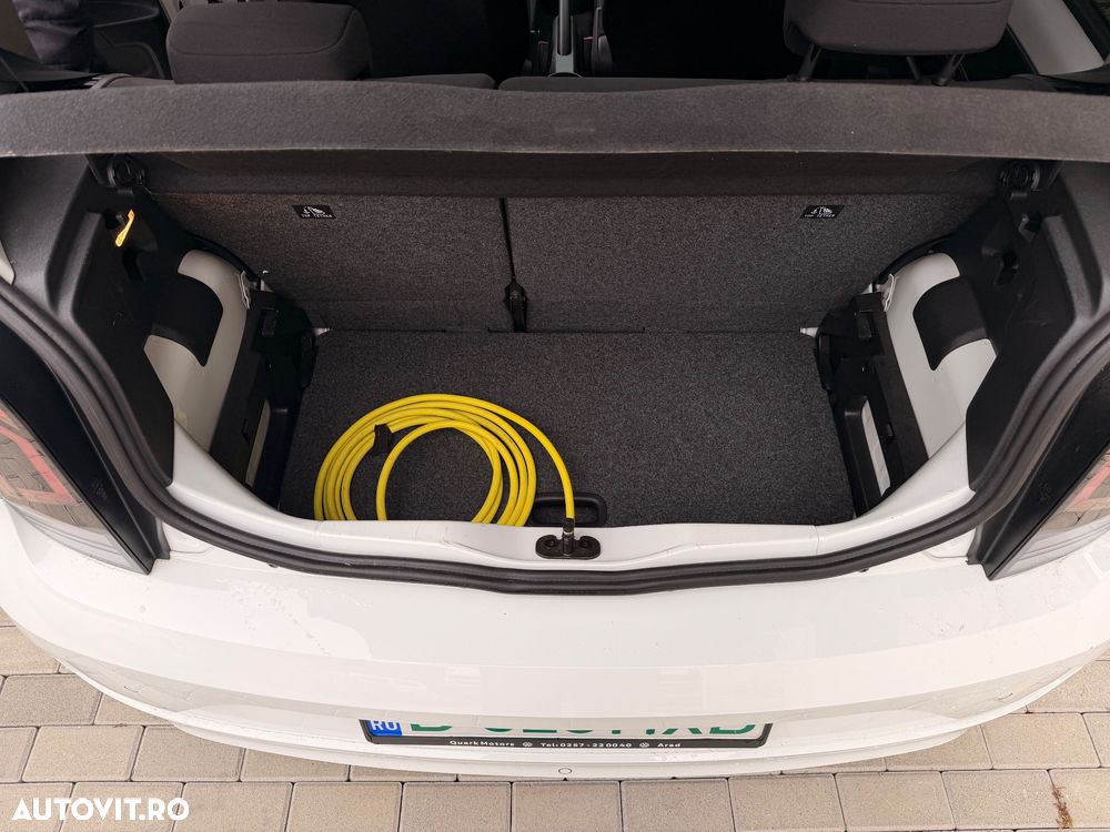 Volkswagen up! - 8