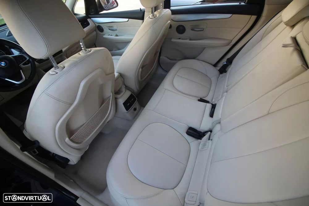 BMW 225xe Active Tourer Line Luxury - 30