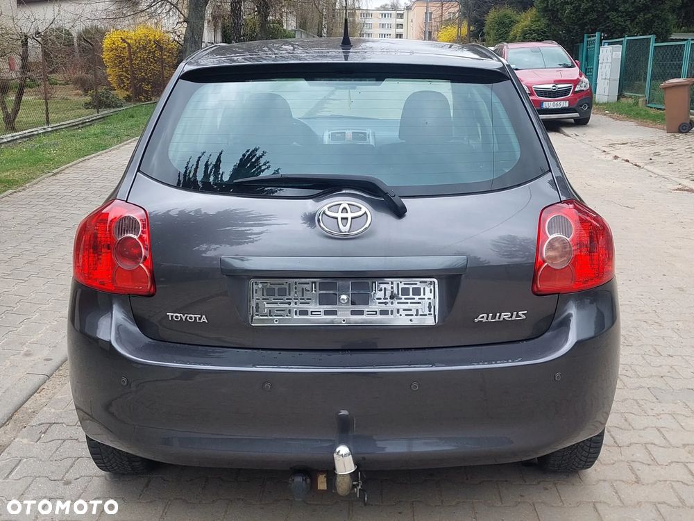 Toyota Auris 1.4 D-4D - 13