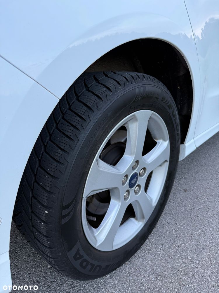 Ford S-Max - 14
