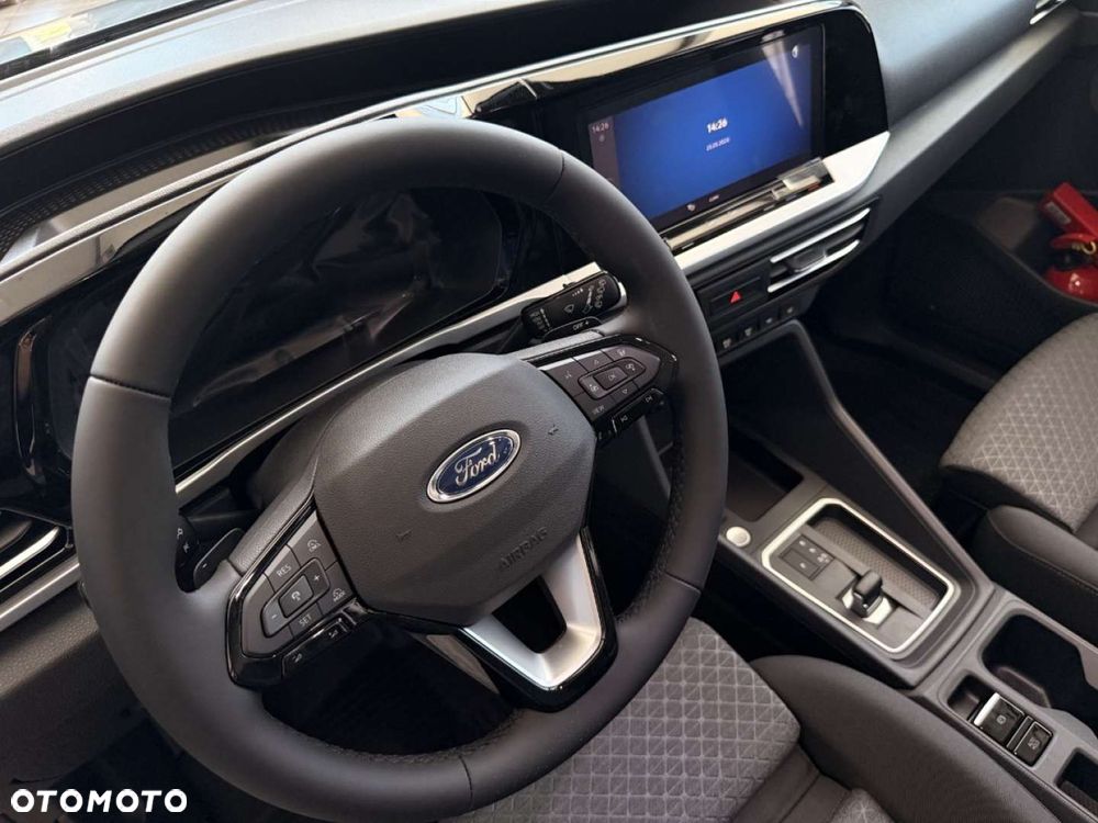 Ford Tourneo Connect - 12