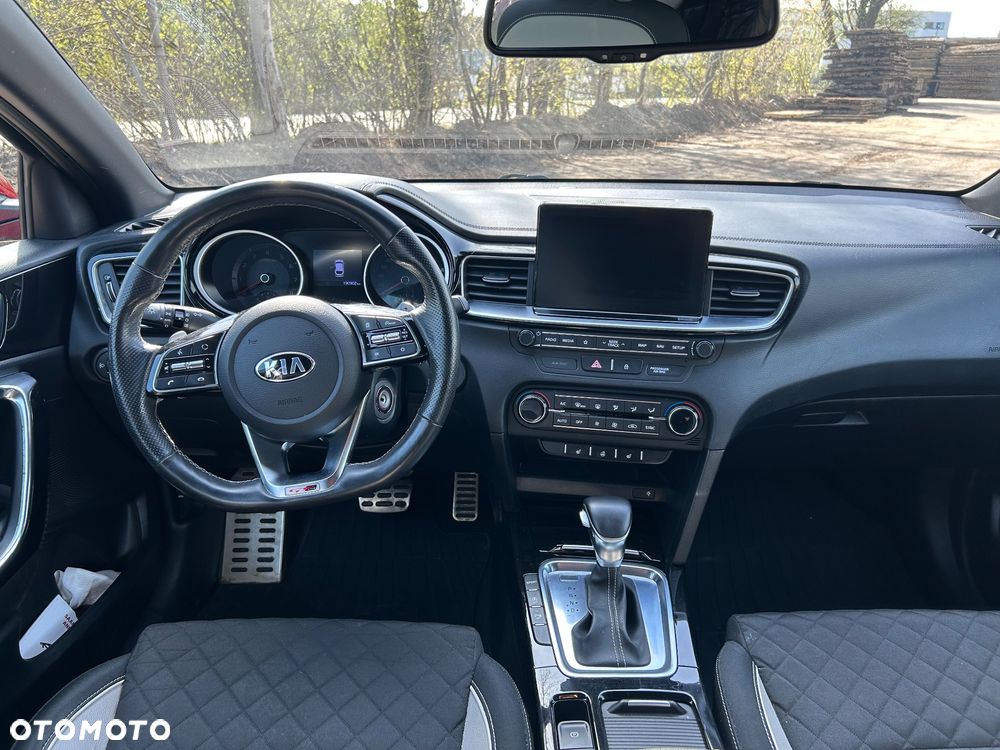 Kia ProCeed 1.4 T-GDI DCT7 OPF GT LINE - 16
