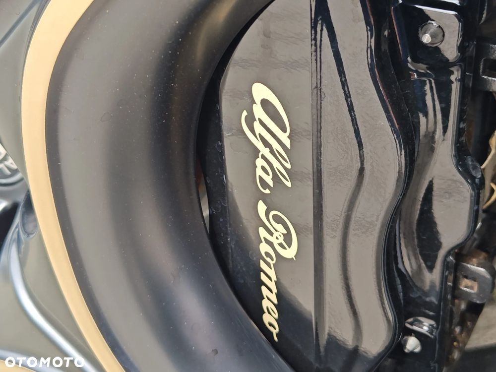 Alfa Romeo Tonale 1.5 T4 GSE mHEV Intensa DCT - 8