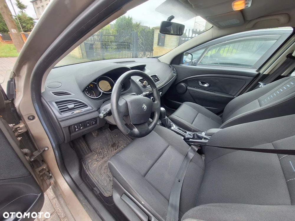 Renault Megane - 11