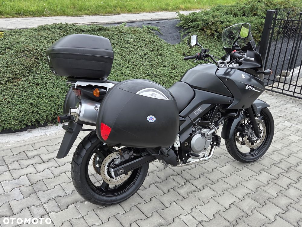 Suzuki V-STROM - 12