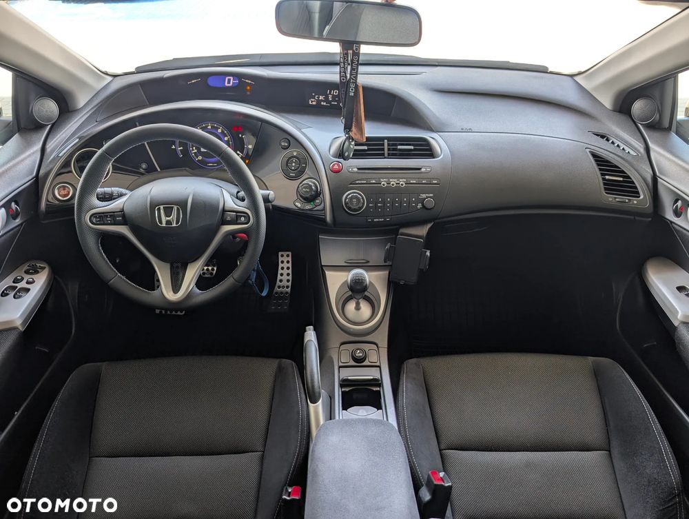 Honda Civic 1.8i-VTEC Type S - 9