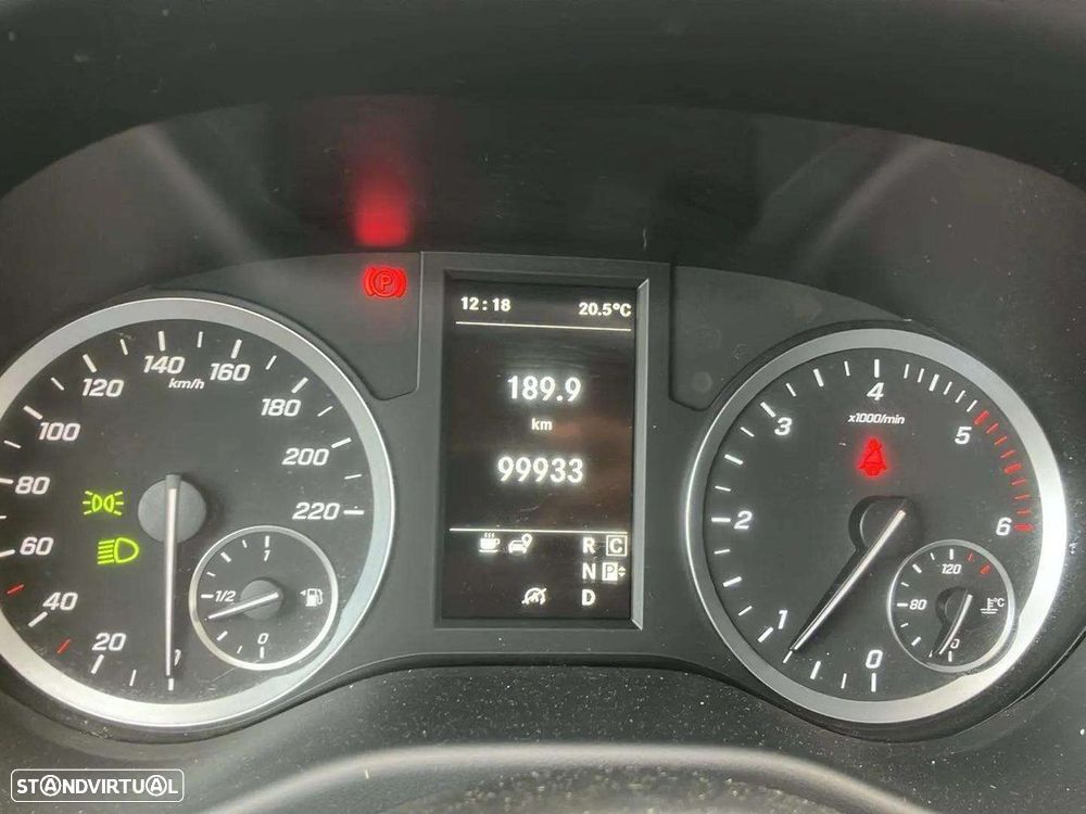 Mercedes-Benz Vito - 17