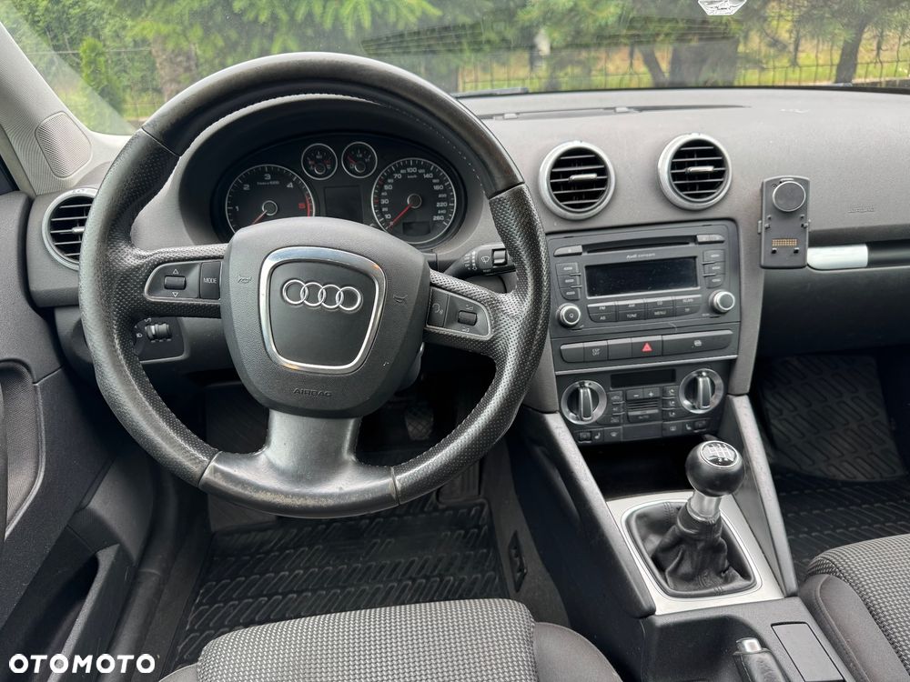 Audi A3 Sportback 2.0 TDI DPF Ambition - 12