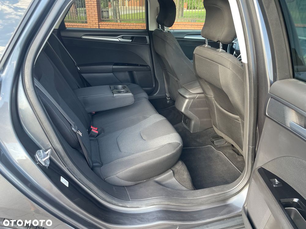 Ford Mondeo - 8
