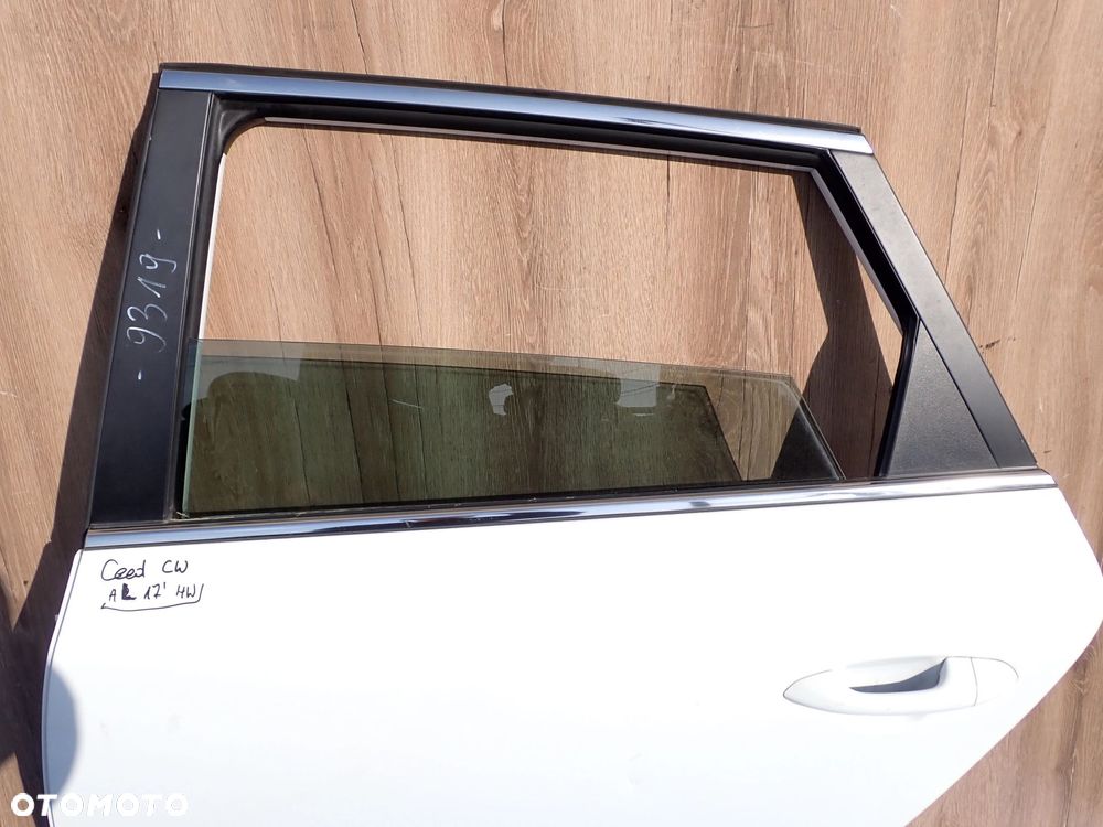 KIA CEED II KOMBI CW 12-17 DRZWI TYLNE LEWE HW - 2