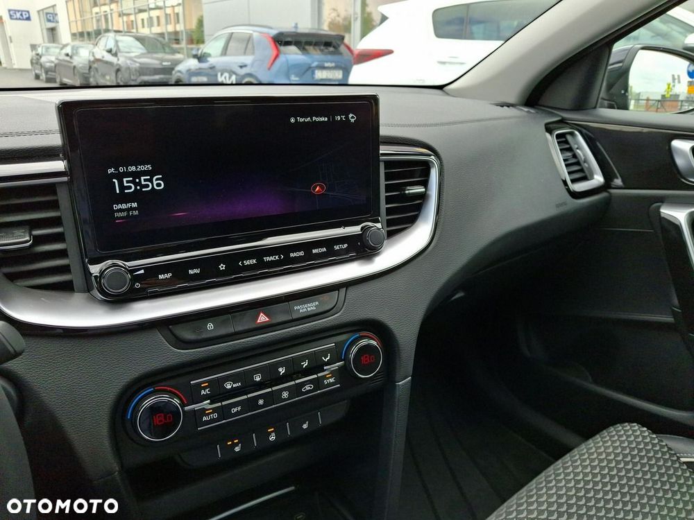 Kia Ceed 1.5 T-GDI Tribute - 18
