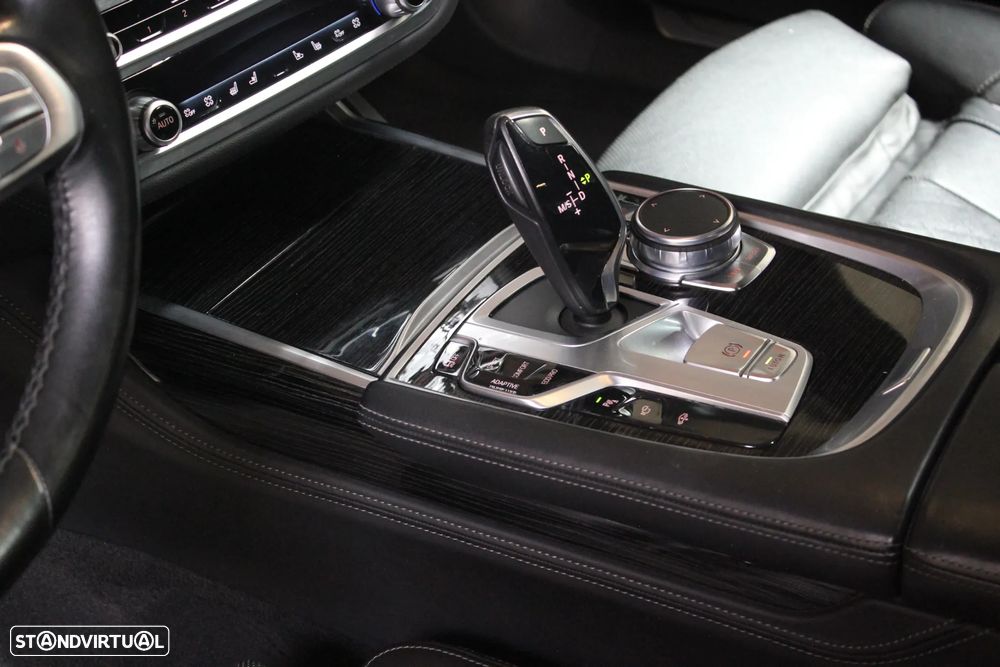 BMW 730 d xDrive Pack M - 12