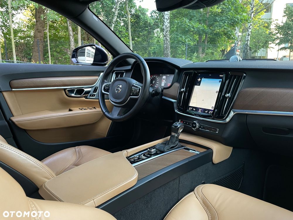Volvo S90 D5 SCR AWD Inscription - 28
