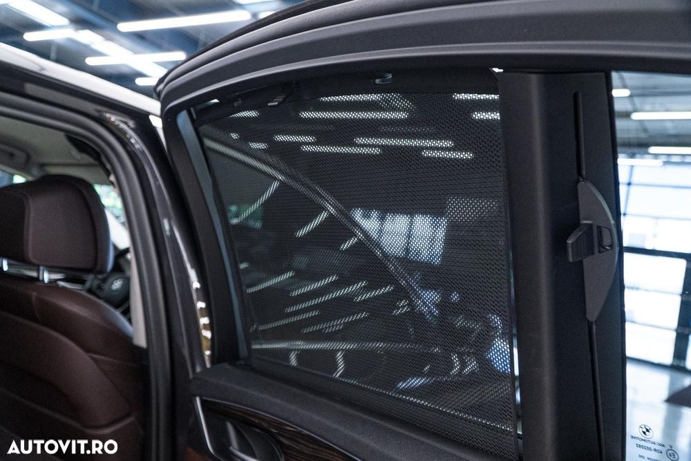 BMW Seria 5 530e iPerformance Aut. Luxury Line - 30