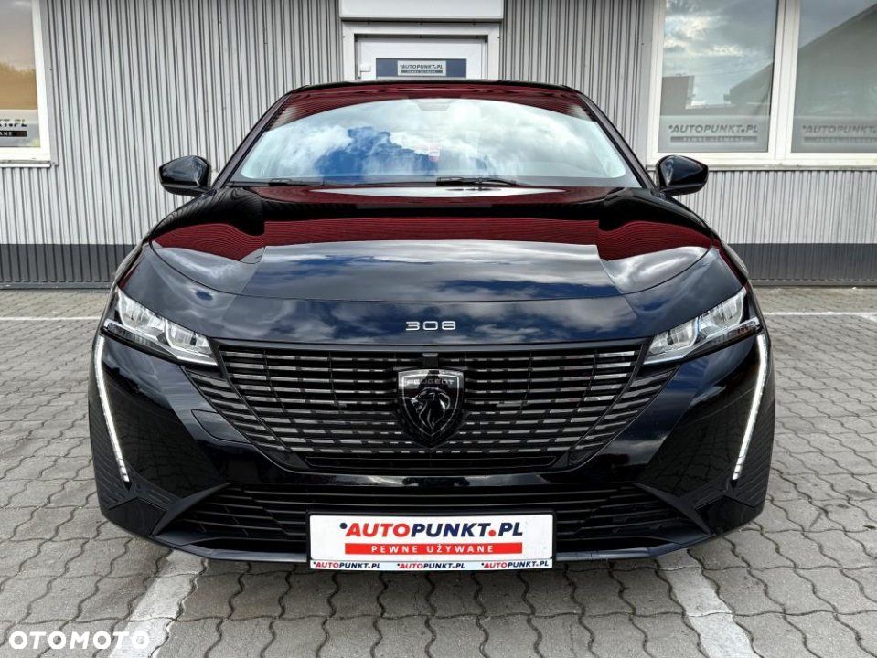 Peugeot 308 - 8