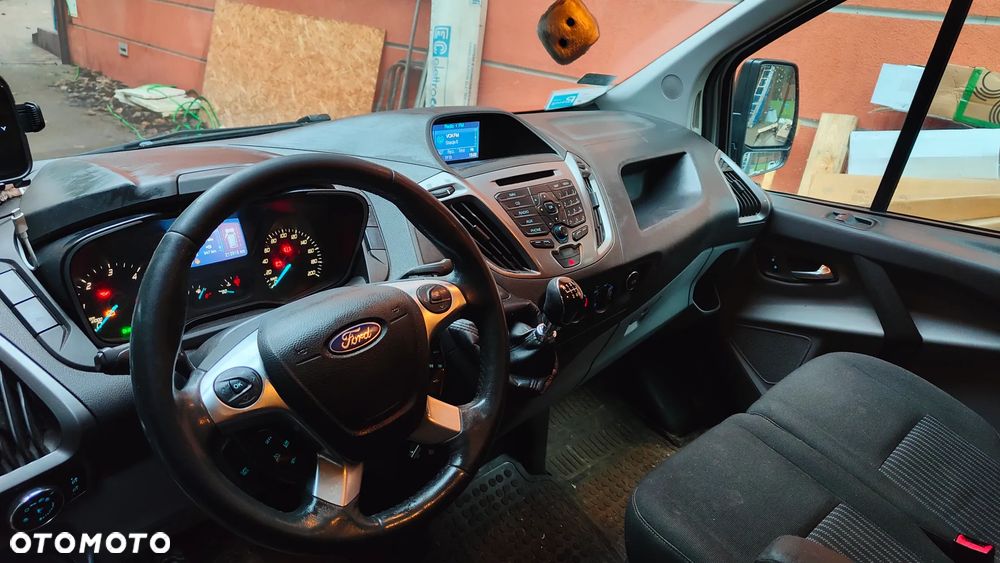 Ford Transit Custom - 13