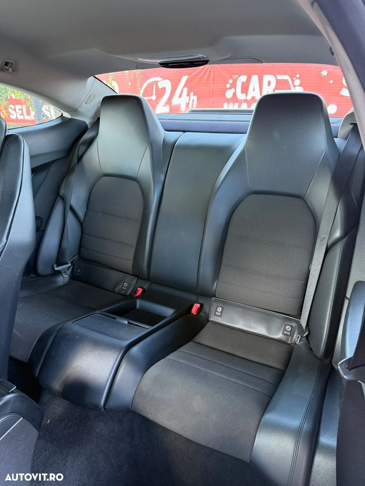 Mercedes-Benz C - 8