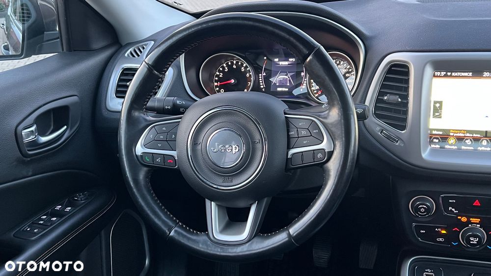Jeep Compass 1.4 TMair Longitude FWD S&S - 22