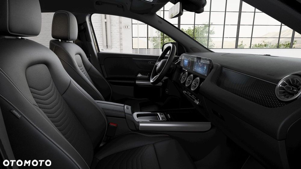Mercedes-Benz GLA - 20