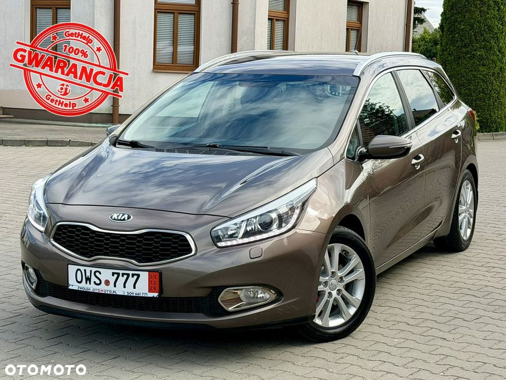Kia Ceed 1.6 CRDi 128 Dream-Team Edition - 1