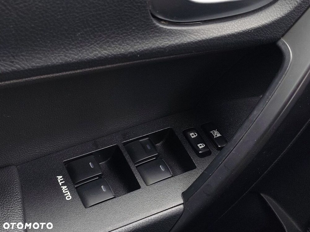 Toyota Corolla - 21