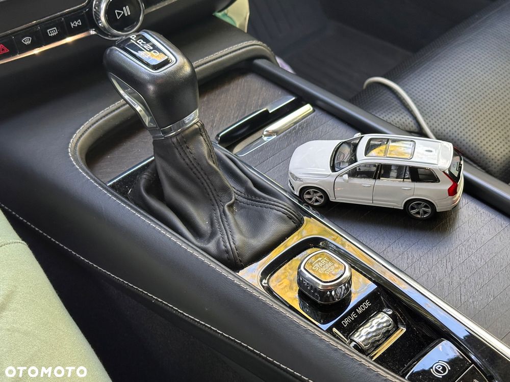 Volvo V90 Cross Country D5 AWD Pro - 7