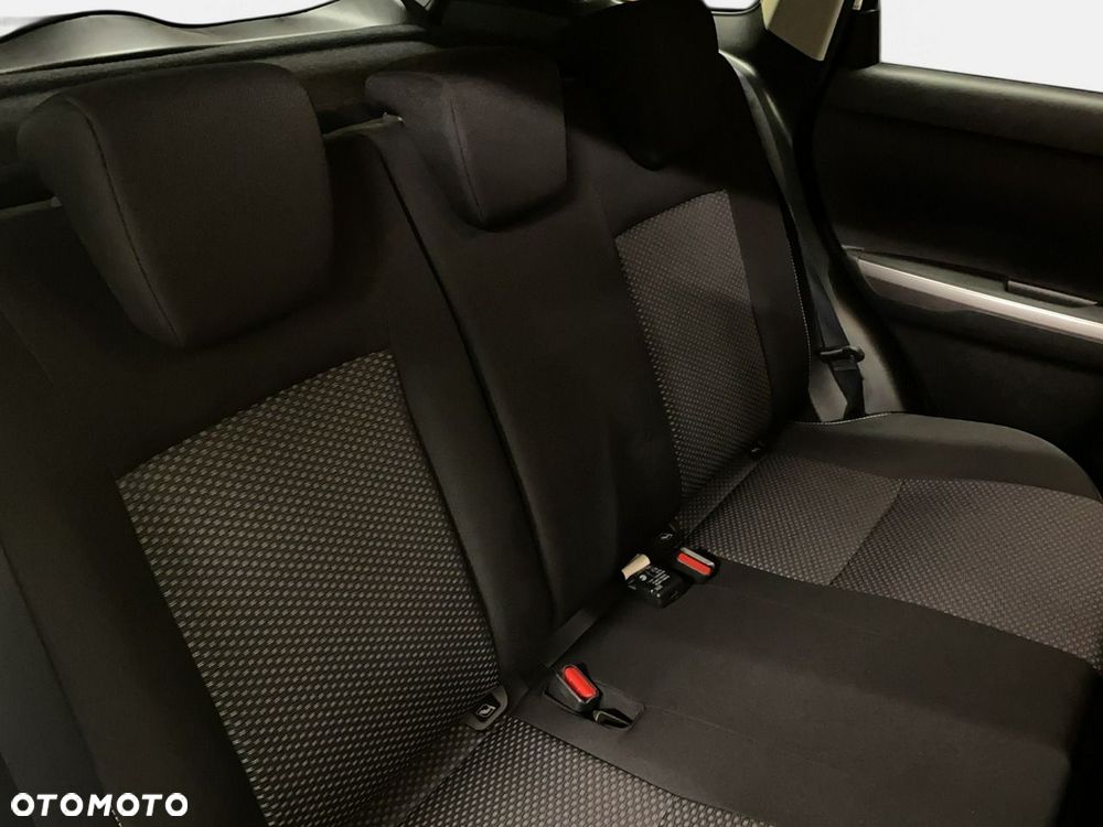 Suzuki Vitara - 15