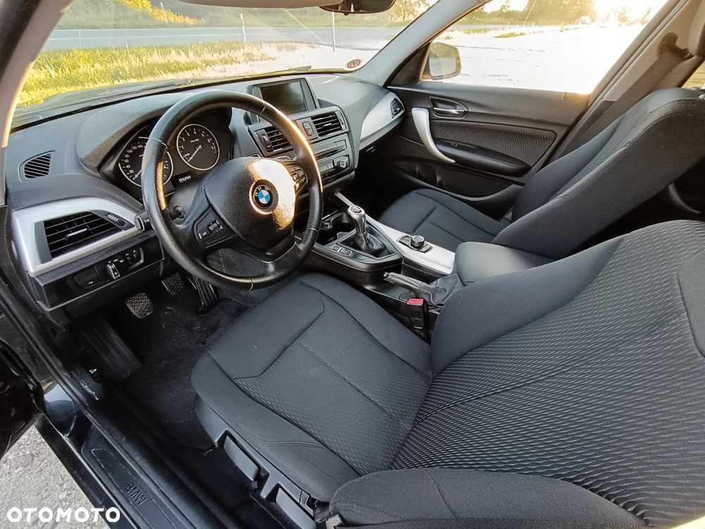 BMW Seria 1 116i - 12